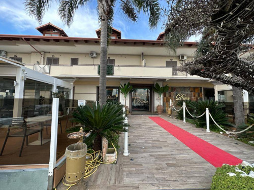 LICENZA/ATTIVITA COMM.LE a Giugliano in Campania