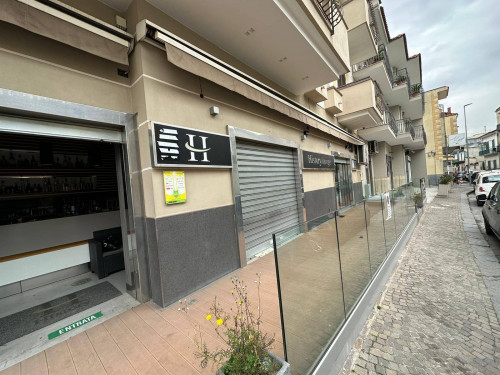 LICENZA/ATTIVITA COMM.LE a Giugliano in Campania