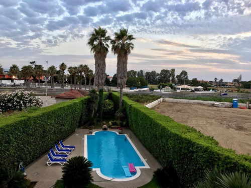 VILLA UNIFAMILIARE a Giugliano in Campania