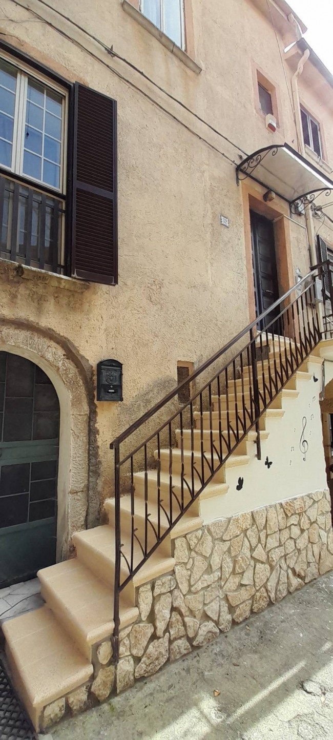 TRILOCALE a Sant'Elia Fiumerapido