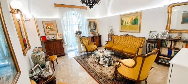 VILLA BIFAMILIARE a Sant'Elia Fiumerapido