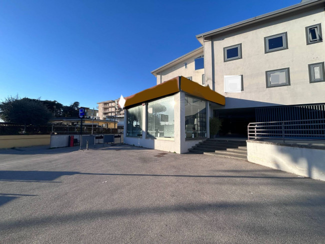 NEGOZIO a Villaricca