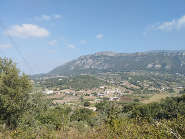 EDIFICABILE a Giungano