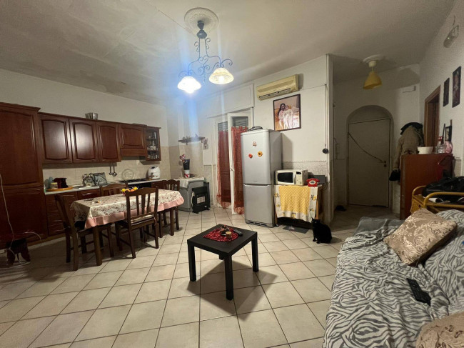 TRILOCALE a Qualiano