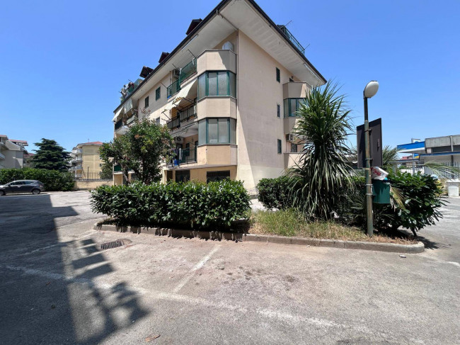 TRILOCALE a Giugliano in Campania