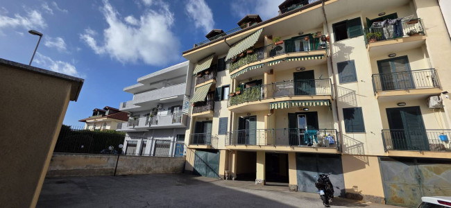 TRILOCALE a Giugliano in Campania