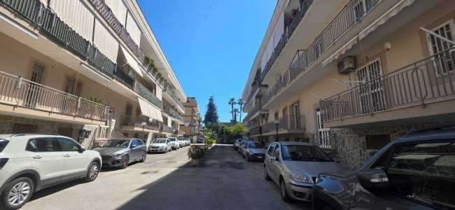 QUADRILOCALE a Qualiano