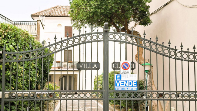 VILLA BIFAMILIARE a Sant'Elia Fiumerapido