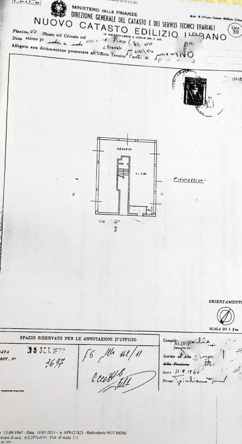 Locale commerciale in affitto a Porto San Giorgio