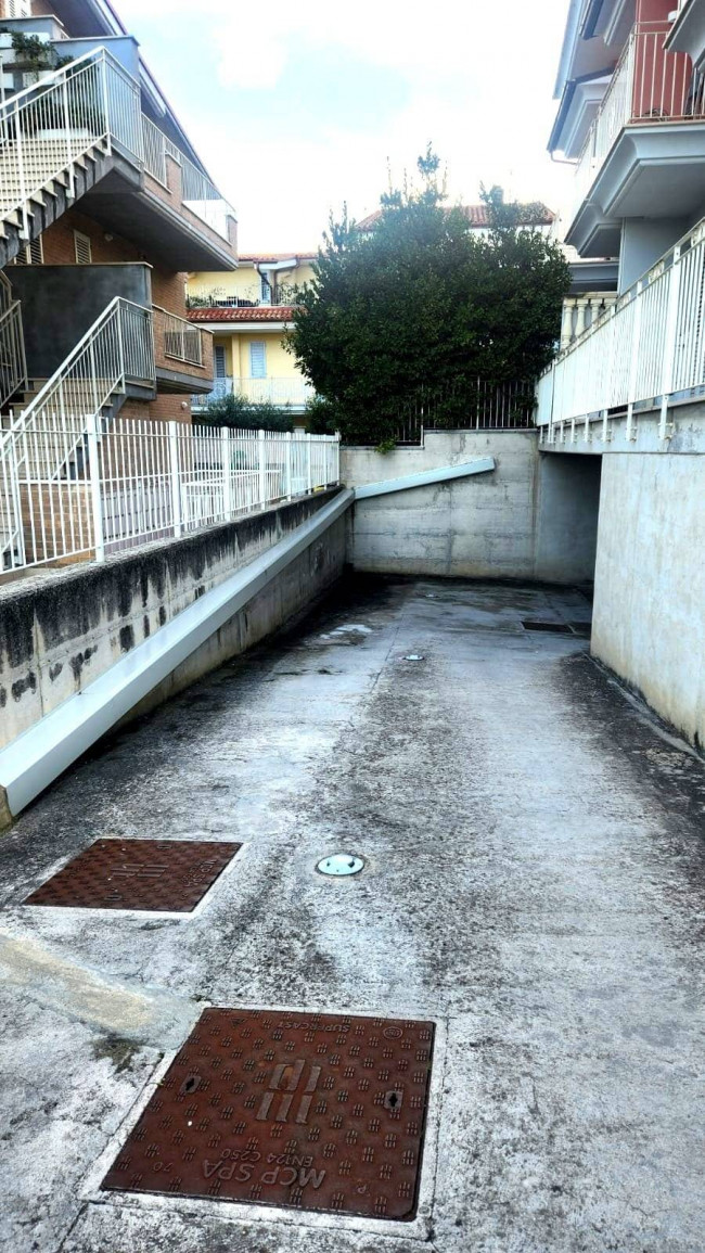 Garage in vendita a Altidona