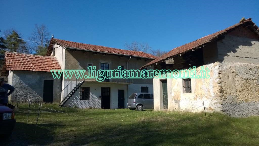  dego vendita quart: porri di dego agenzia immobiliare mare monti di rovere massimo