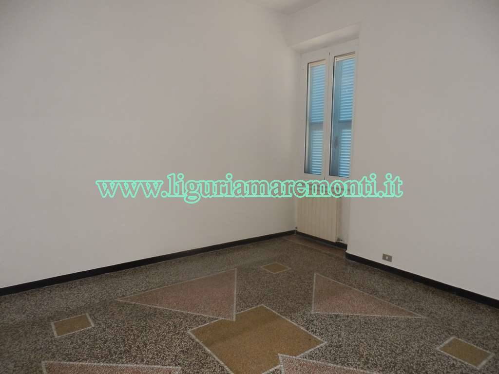 Appartamento SAVONA vendita  Oltreletimbro  Agenzia Immobiliare Mare Monti di Rovere Massimo
