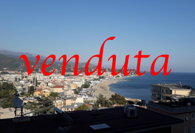 Appartamento in Vendita a Albissola Marina