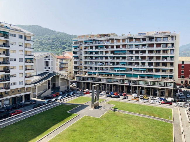 Appartamento in Vendita a Savona