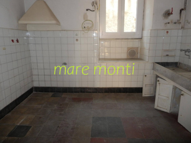 Appartamento in Vendita a Savona
