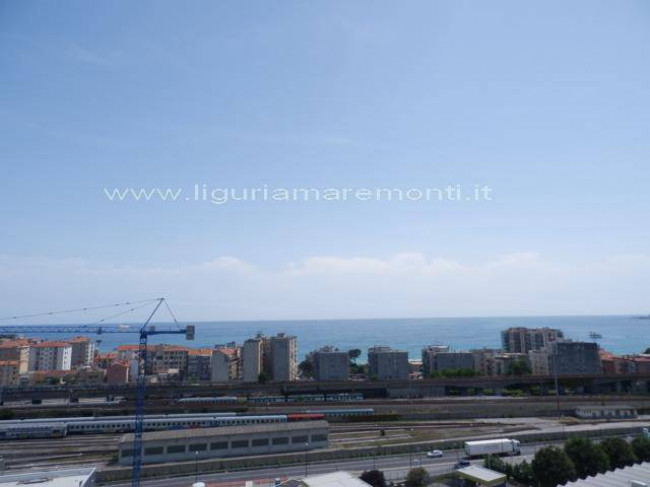 Appartamento in Vendita a Savona