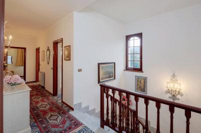 Villa in vendita a Camaiore