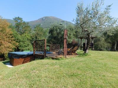 Rustico - Casale in vendita a Camaiore