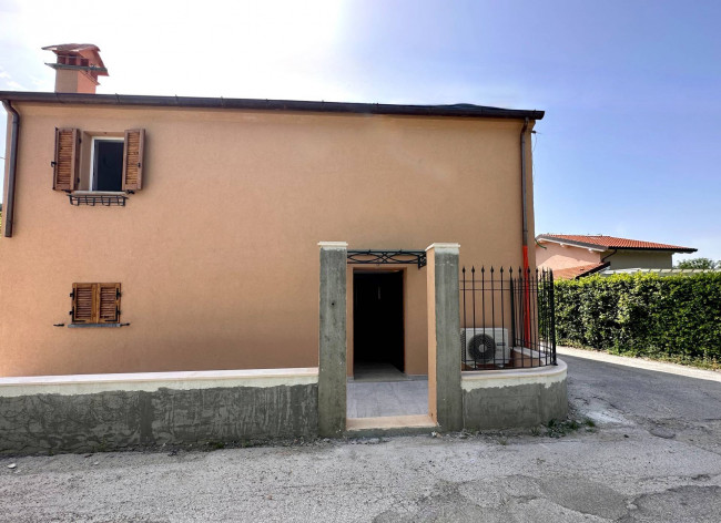 Rustico - Casale in vendita a Pietrasanta
