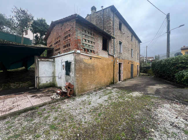 Rustico - Casale in vendita a Camaiore