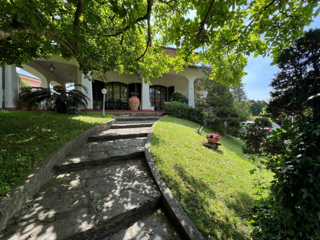 Villa in vendita a Camaiore