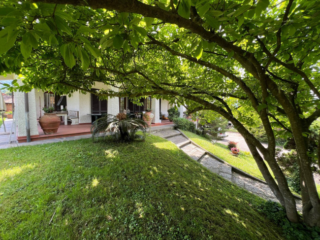 Villa in vendita a Camaiore