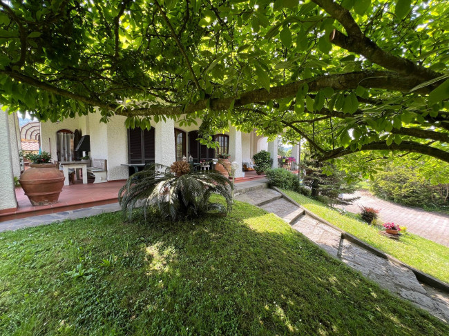 Villa in vendita a Camaiore