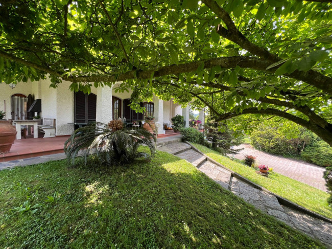 Villa in vendita a Camaiore