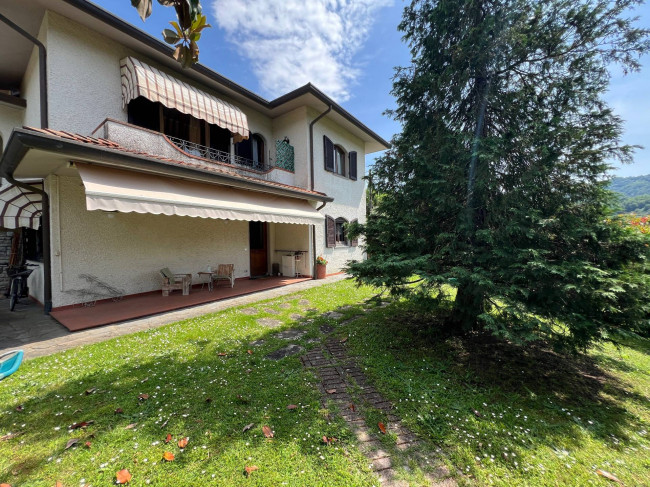 Villa in vendita a Camaiore