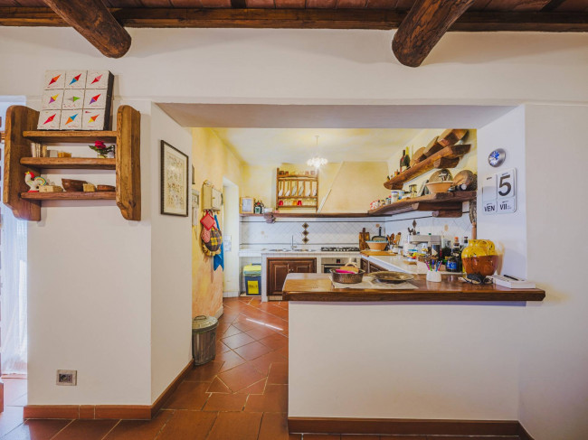 Casa indipendente in vendita a Camaiore (LU)