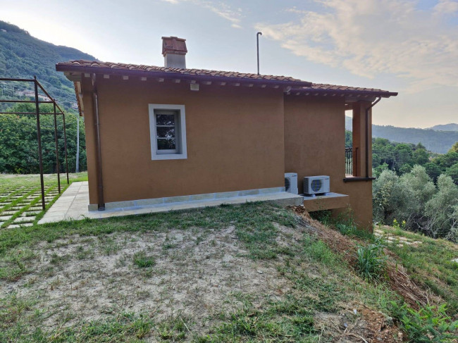 Casa indipendente in vendita a Camaiore (LU)