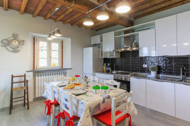 Rustico - Casale in vendita a Capannori
