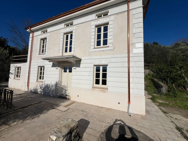 Villa in vendita a Camaiore