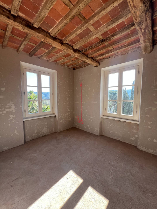 Villa in vendita a Camaiore