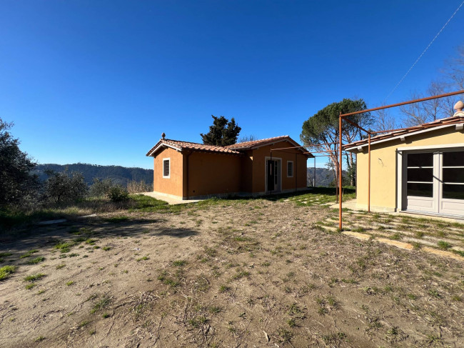 Rustico - Casale in vendita a Camaiore