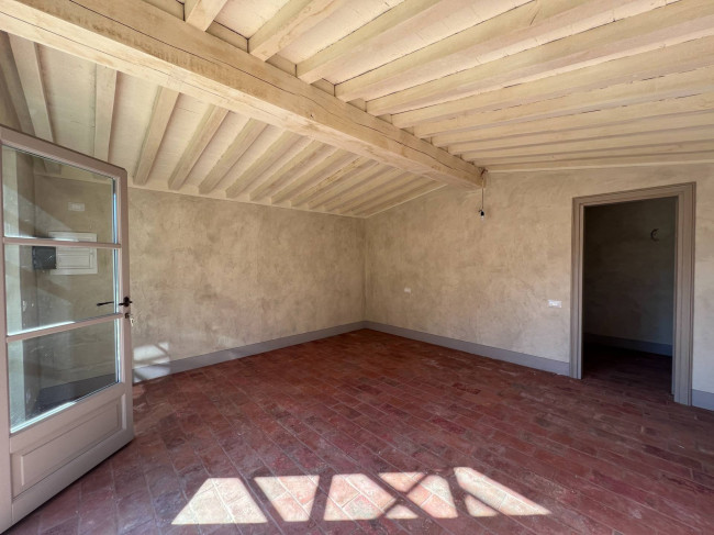 Rustico - Casale in vendita a Camaiore