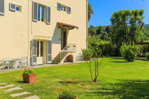 Villa in vendita a Lucca