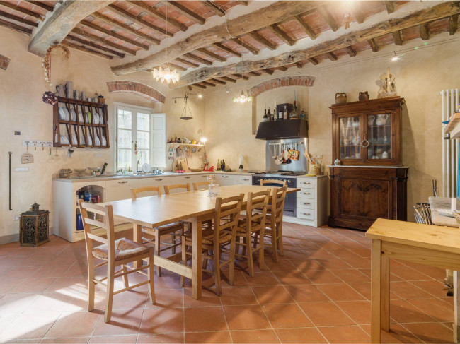 Villa in vendita a Lucca