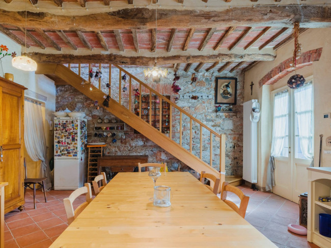 Villa in vendita a Lucca
