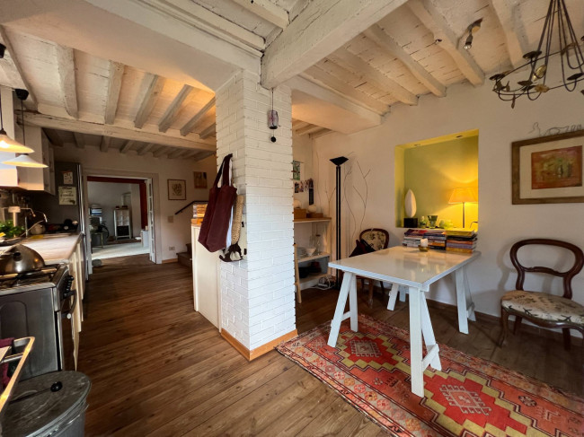 Rustico - Casale in vendita a Seravezza