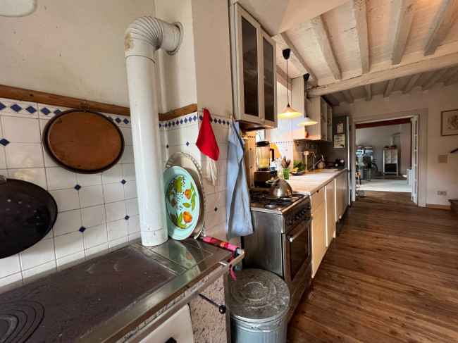 Rustico - Casale in vendita a Seravezza