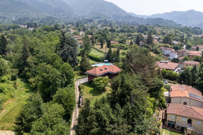 Villa in vendita a Camaiore