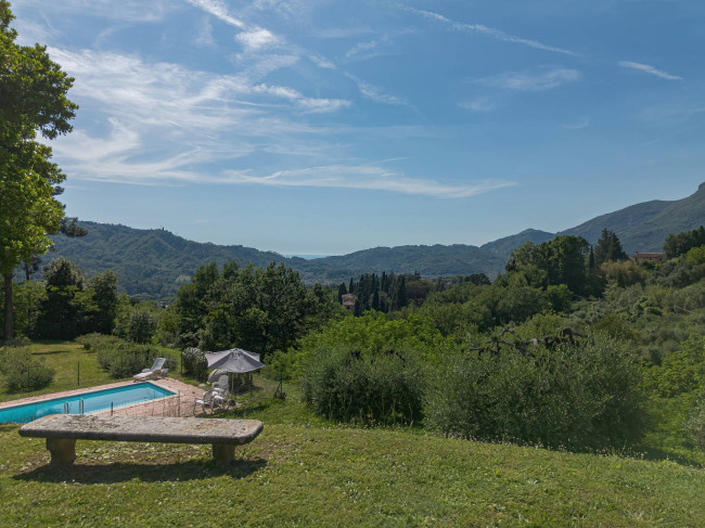 Rustico - Casale in vendita a Camaiore
