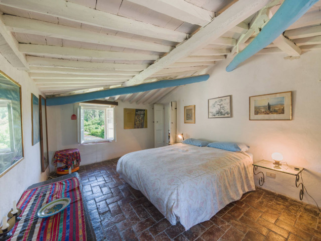 Rustico - Casale in vendita a Camaiore