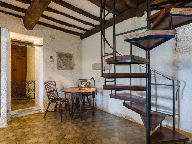 Rustico - Casale in vendita a Camaiore