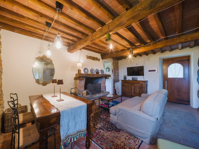 Rustico - Casale in vendita a Camaiore