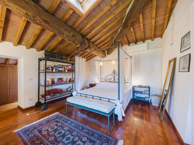 Rustico - Casale in vendita a Camaiore