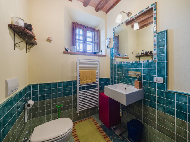 Rustico - Casale in vendita a Camaiore