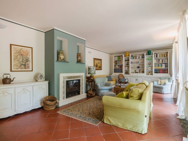 Villa in vendita a Massarosa
