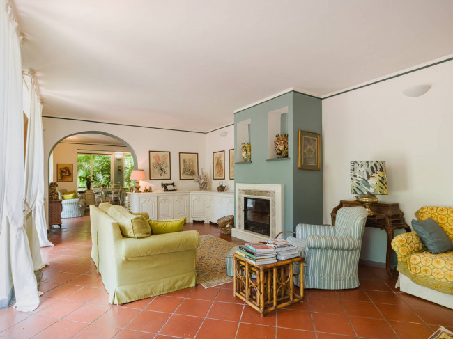 Villa in vendita a Massarosa